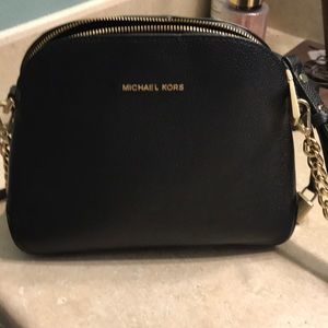 Michael kors crossbody